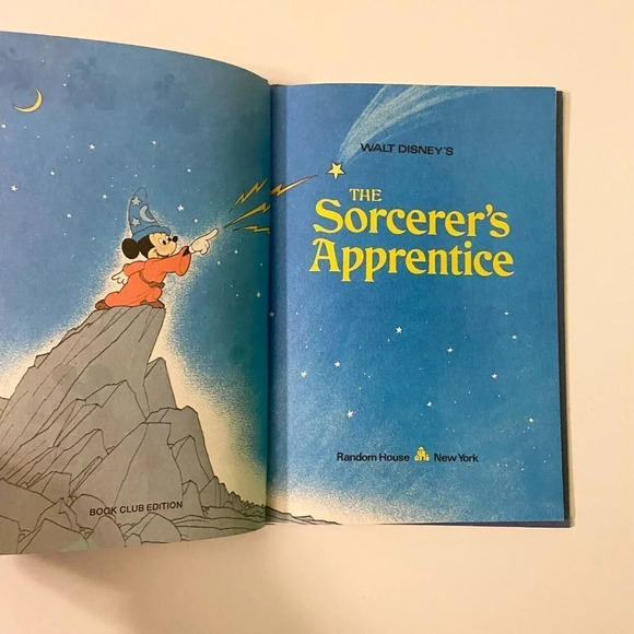 Vintage 1973 The Sorcerers Apprentice Disney World of  Reading Book HC - Picture 7 of 16